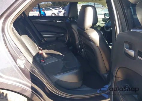 2017 Chrysler 300C Awd from USA, damaged, VIN 2C3CCAKGXHH565632